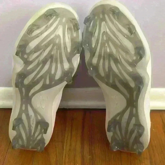 Under Armour Glyde MT TPU White Softball Cleats Women’s Size 10 New - Picture 5 of 10